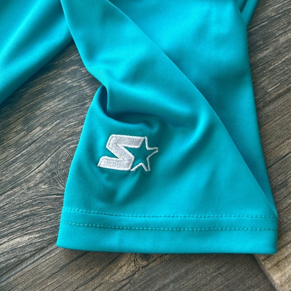 Men’s Dolphin 🐬 long sleeve hooded dry fit - Picture 3 of 6